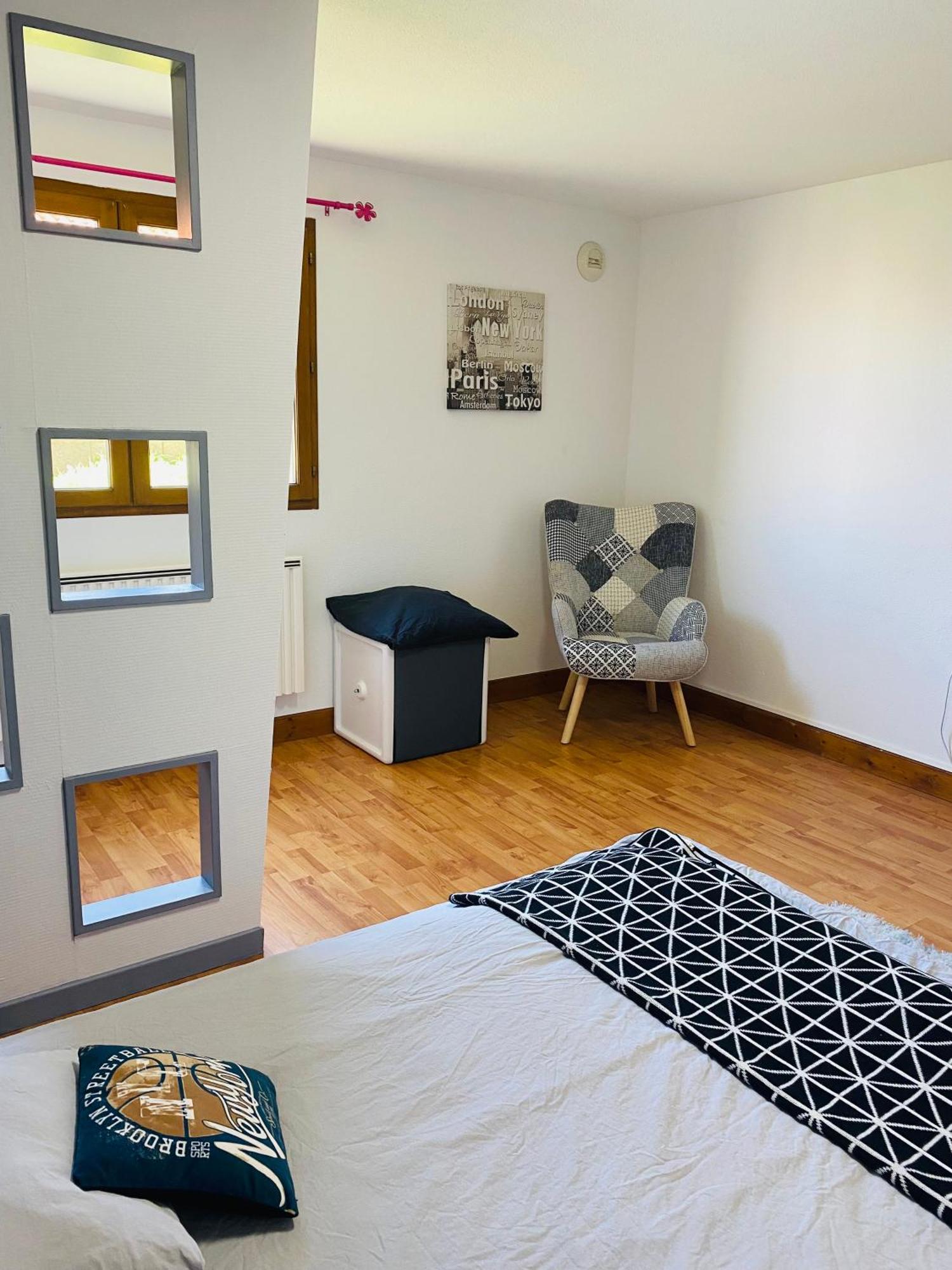 Spacieux Appartement 110M2 Avec Terrasse Privative Beauregard-Vendon ภายนอก รูปภาพ